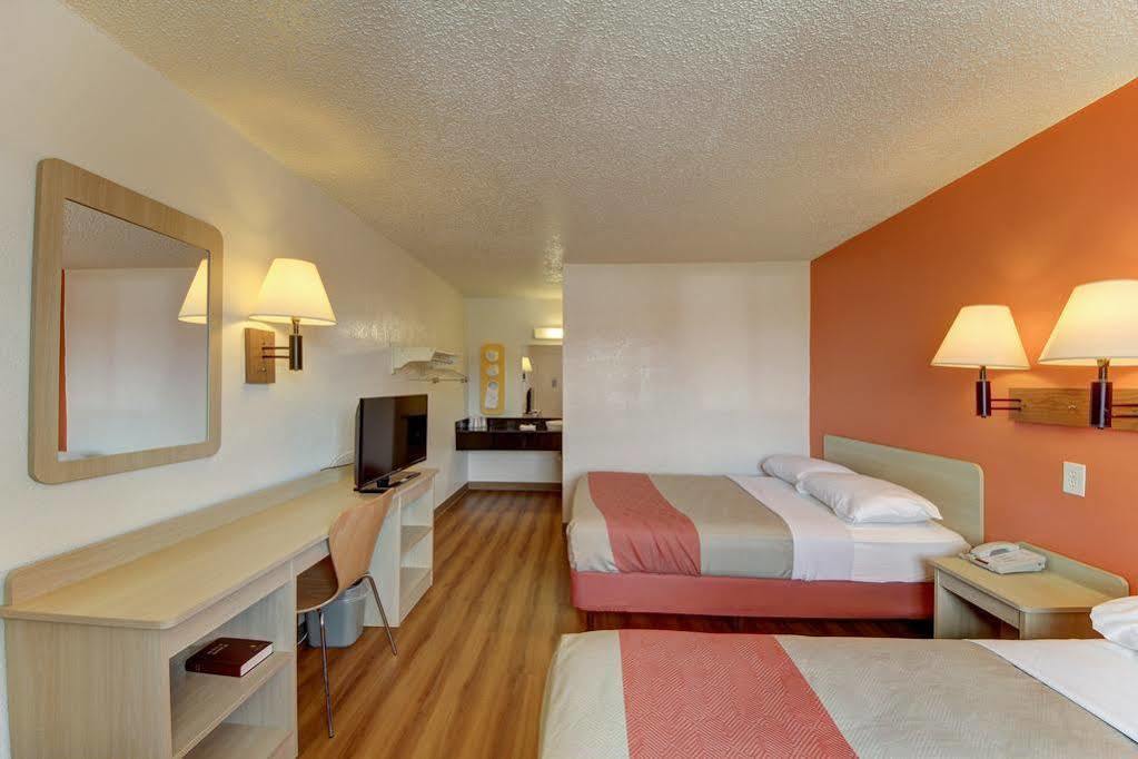 Red Roof Inn San Antonio Northeast - Rittiman Rd Eksteriør bilde