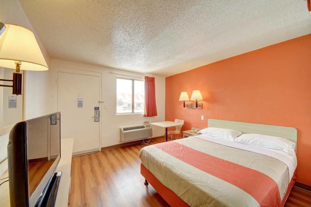 Red Roof Inn San Antonio Northeast - Rittiman Rd Eksteriør bilde