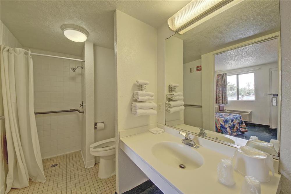Red Roof Inn San Antonio Northeast - Rittiman Rd Rom bilde
